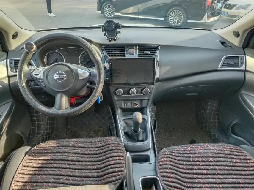 2019 Nissan Sylphy 1.6L 126HP L4 5MT,autocango,china used car exporter,china ev exporter,chinese used car exporter,chinese used ev exporter