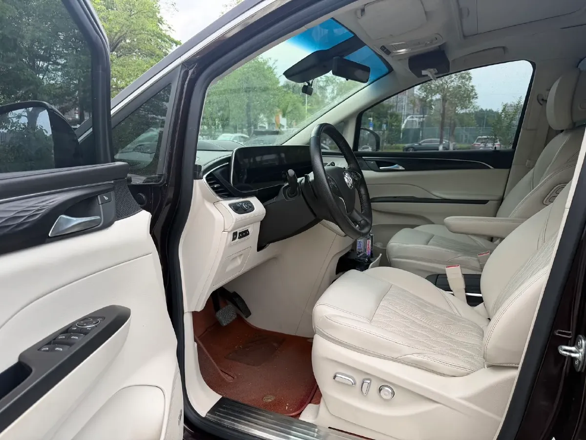 2021 Buick GL8 2.0T 237HP L4 9AT,autocango,china used car exporter,china ev exporter,chinese used car exporter,chinese used ev exporter
