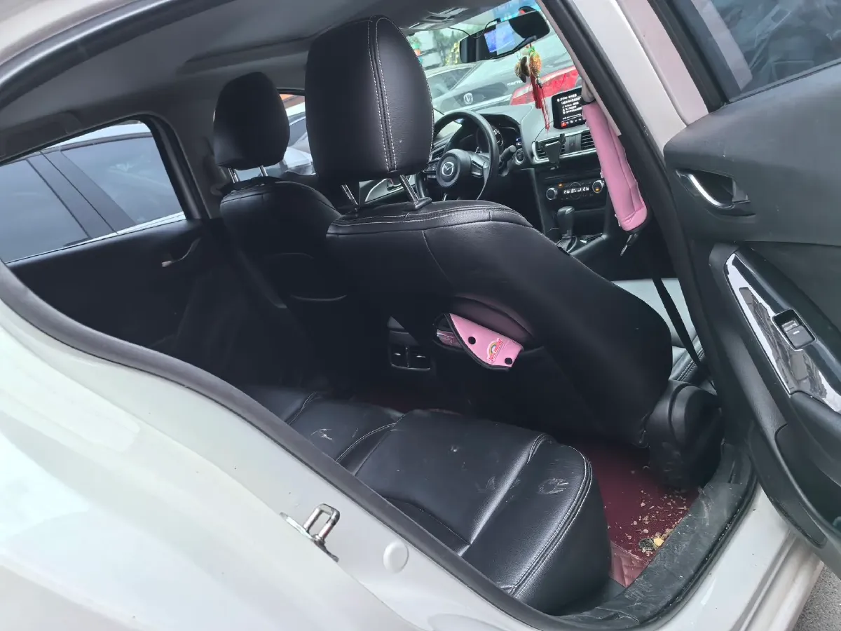 2017 Mazda 3 Axela 1.5L 117HP L4 6AT,autocango,china used car exporter,china ev exporter,chinese used car exporter,chinese used ev exporter