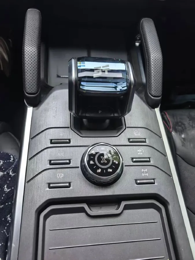 2025 Jetour ShanHai TravellerC-DM 1.5T 156HP L4 3DHT PHEV,autocango,china used car exporter,china ev exporter,chinese used car exporter,chinese used ev exporter