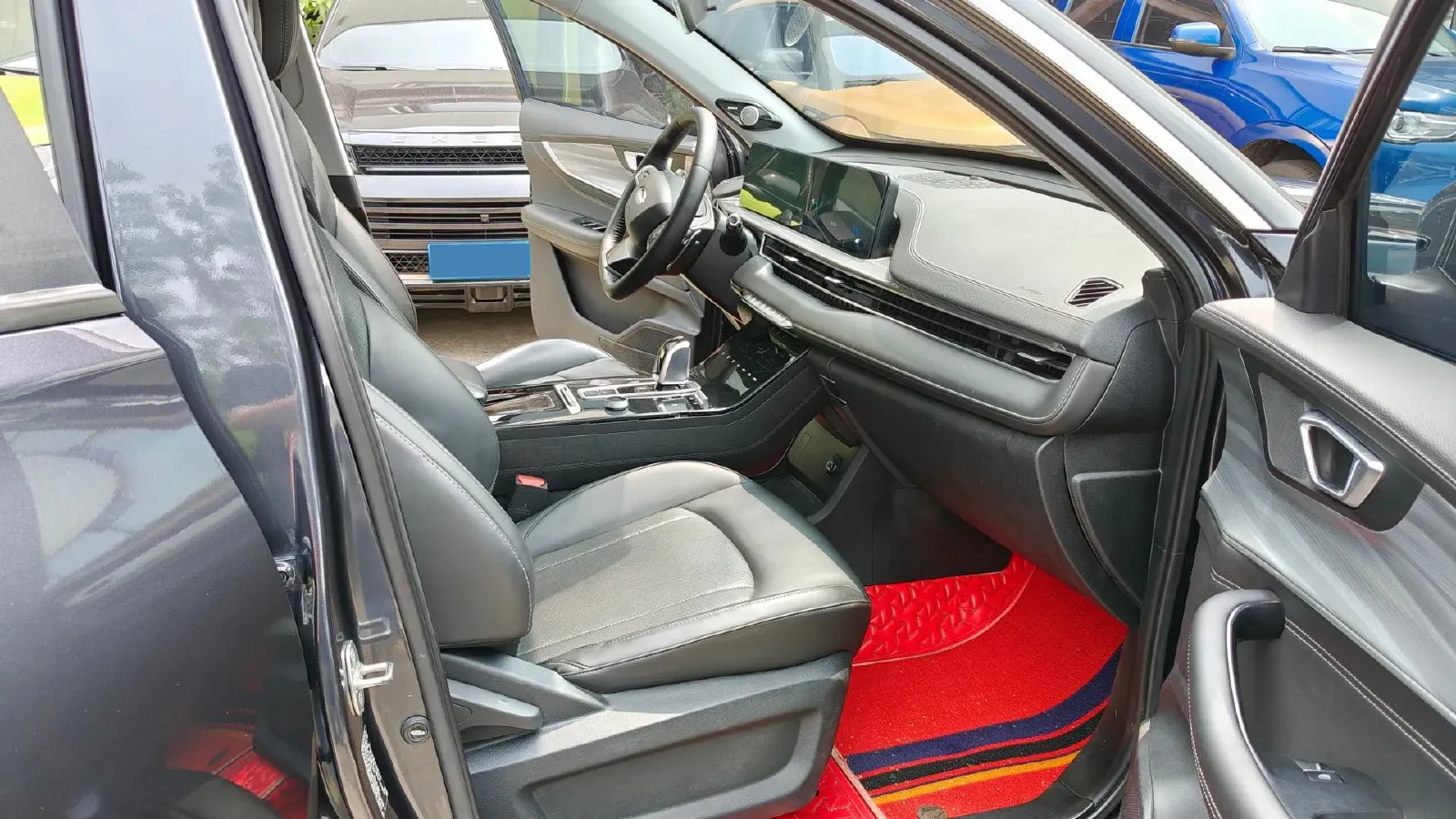 2021 Chery Tiggo 8 Plus 1.6T 197HP L4 7DCT,autocango,china used car exporter,china ev exporter,chinese used car exporter,chinese used ev exporter