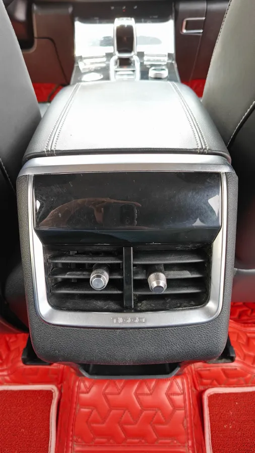 2021 Chery Tiggo 8 Plus 1.6T 197HP L4 7DCT,autocango,china used car exporter,china ev exporter,chinese used car exporter,chinese used ev exporter