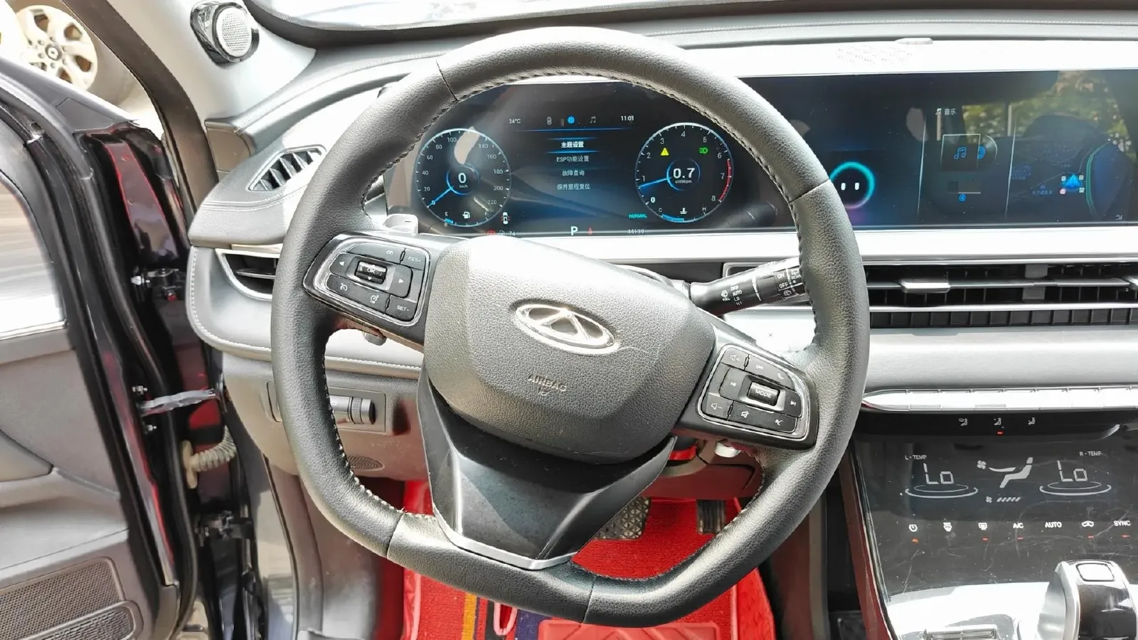 2021 Chery Tiggo 8 Plus 1.6T 197HP L4 7DCT,autocango,china used car exporter,china ev exporter,chinese used car exporter,chinese used ev exporter