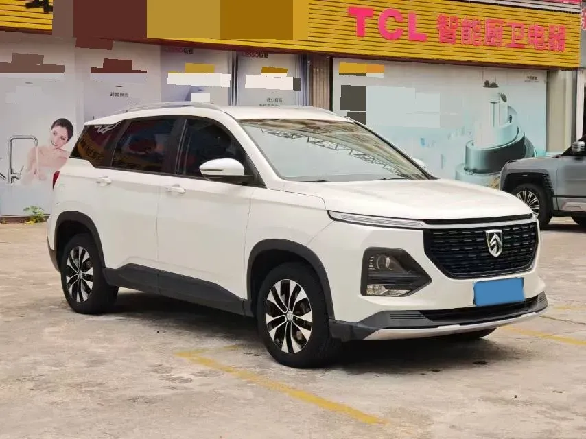2021 BaoJun 530 1.5T 147HP L4 CVT,autocango,china used car exporter,china ev exporter,chinese used car exporter,chinese used ev exporter