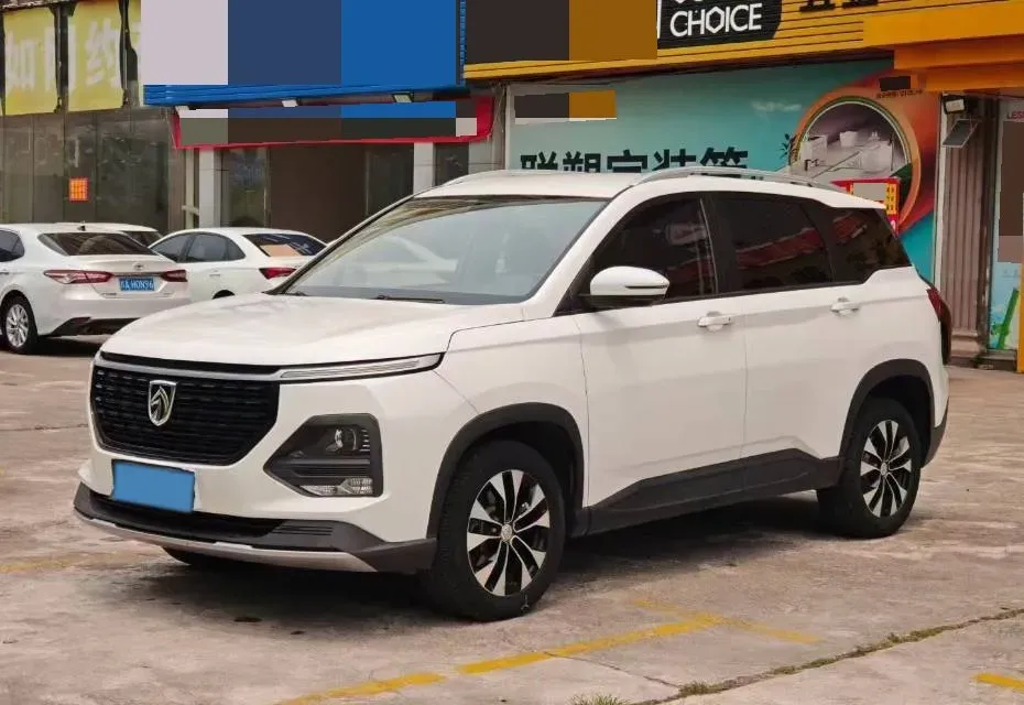 2021 BaoJun 530 1.5T 147HP L4 CVT,autocango,china used car exporter,china ev exporter,chinese used car exporter,chinese used ev exporter