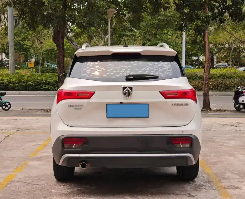 2021 BaoJun 530 1.5T 147HP L4 CVT,autocango,china used car exporter,china ev exporter,chinese used car exporter,chinese used ev exporter