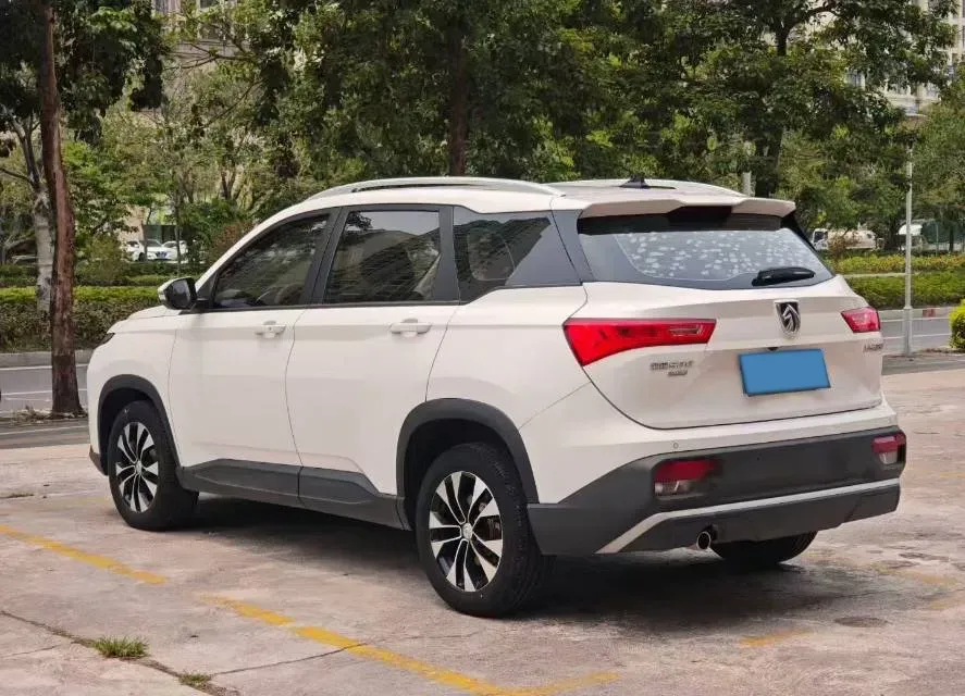 2021 BaoJun 530 1.5T 147HP L4 CVT,autocango,china used car exporter,china ev exporter,chinese used car exporter,chinese used ev exporter