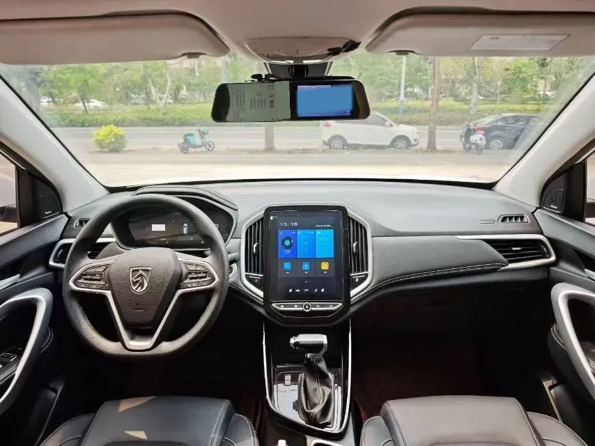 2021 BaoJun 530 1.5T 147HP L4 CVT,autocango,china used car exporter,china ev exporter,chinese used car exporter,chinese used ev exporter