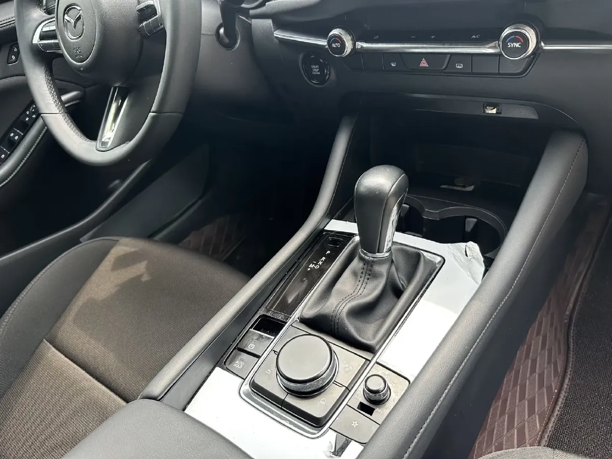 2023 Mazda 3 Axela 2.0L 158HP L4 6AT,autocango,china used car exporter,china ev exporter,chinese used car exporter,chinese used ev exporter