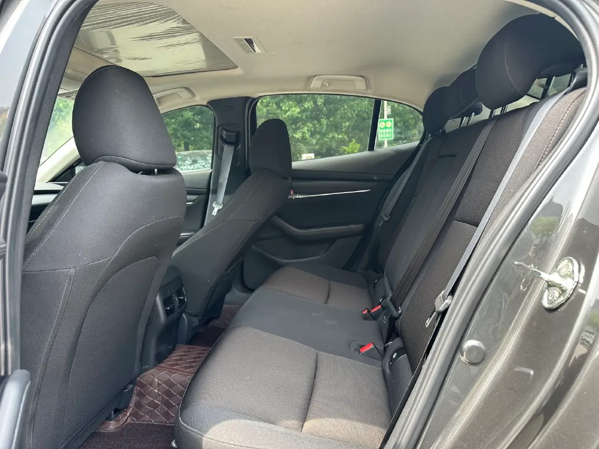 2023 Mazda 3 Axela 2.0L 158HP L4 6AT,autocango,china used car exporter,china ev exporter,chinese used car exporter,chinese used ev exporter