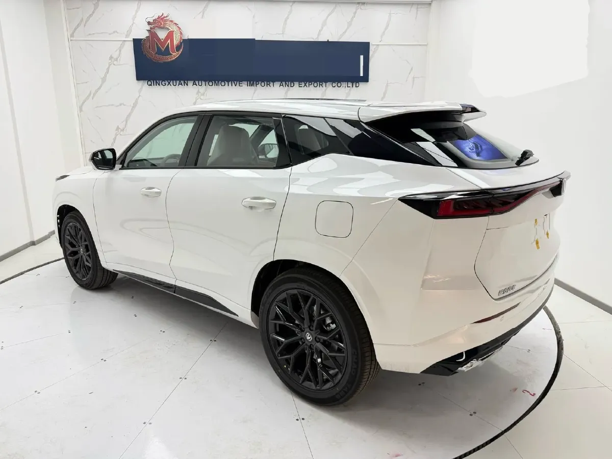 2026 Bestune B70 1.5T 169HP L4 7DCT,autocango,china used car exporter,china ev exporter,chinese used car exporter,chinese used ev exporter