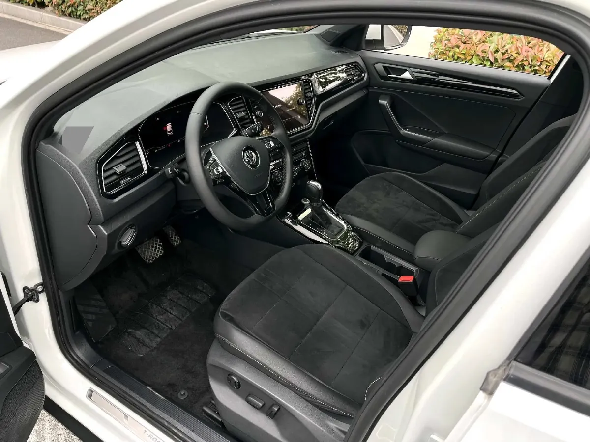 2018 Jeep Renegade 2.0L 155HP L4 9AT,autocango,china used car exporter,china ev exporter,chinese used car exporter,chinese used ev exporter