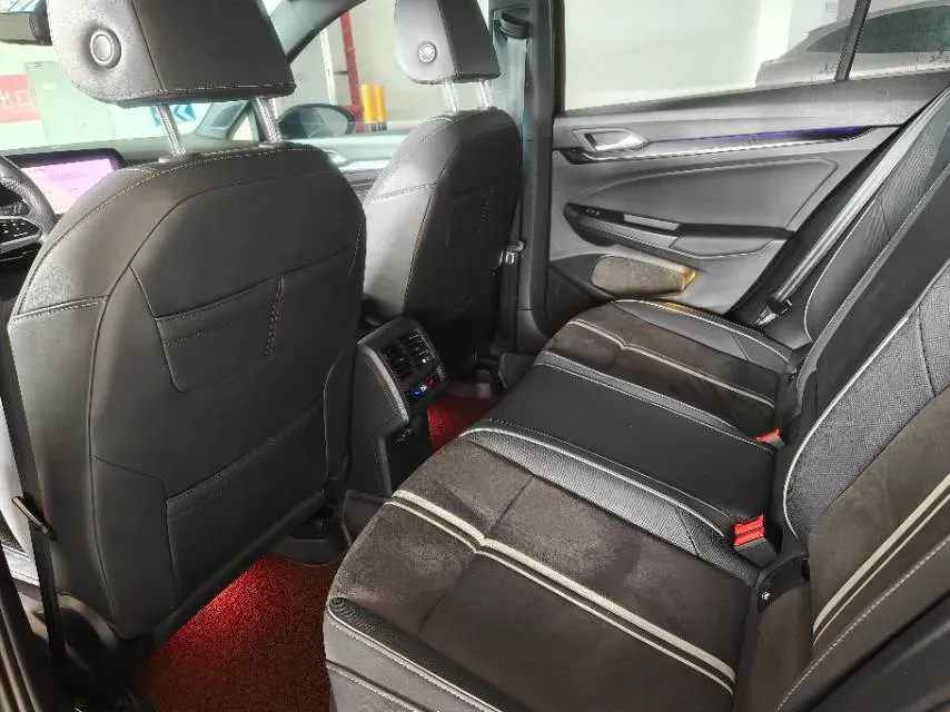 2023 Volkswagen Golf 1.4T 150HP L4 7DCT,autocango,china used car exporter,china ev exporter,chinese used car exporter,chinese used ev exporter