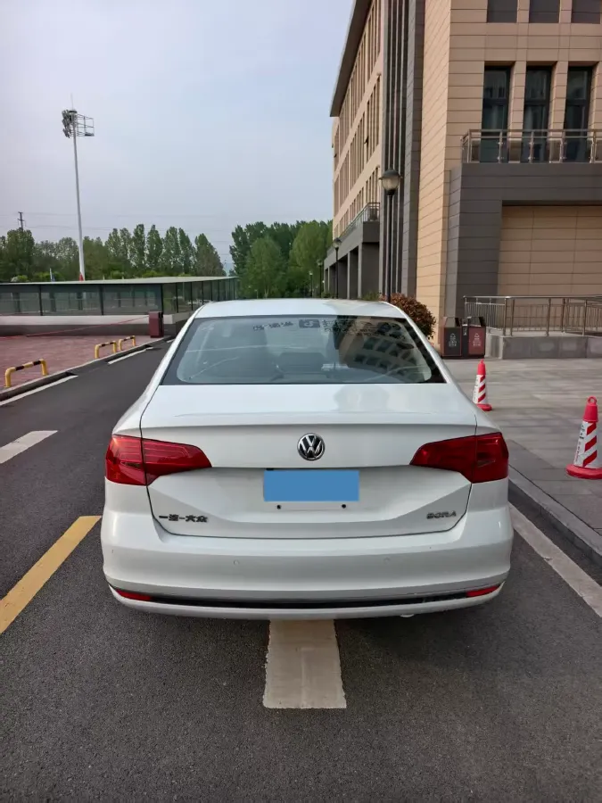 2018 Volkswagen Bora 1.5L 110HP L4 6AT,autocango,china used car exporter,china ev exporter,chinese used car exporter,chinese used ev exporter