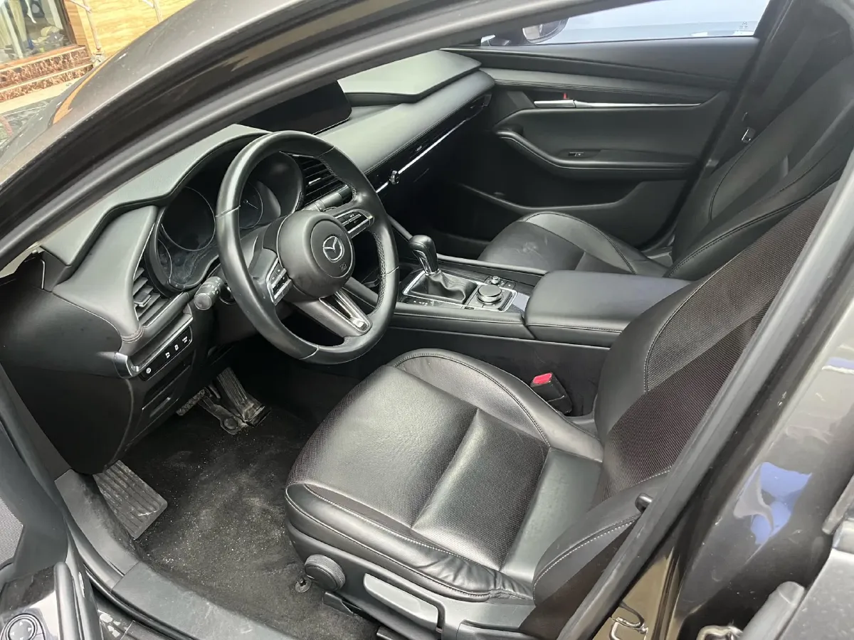 2021 Mazda 3 Axela 2.0L 158HP L4 6AT,autocango,china used car exporter,china ev exporter,chinese used car exporter,chinese used ev exporter