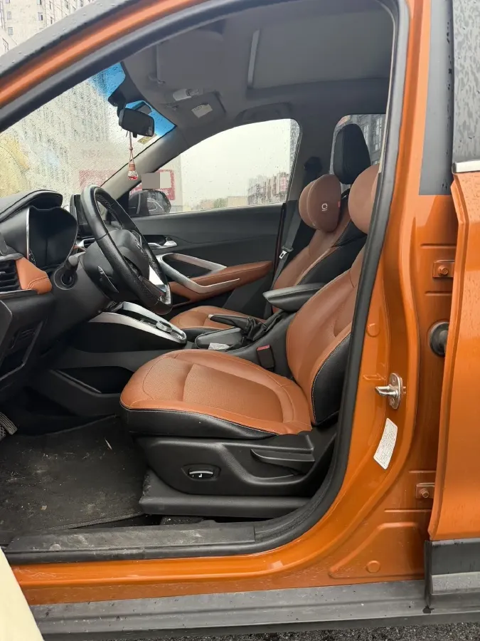 2017 HaiMa S5 Young Edition 1.6L 122HP L4 5MT,autocango,china used car exporter,china ev exporter,chinese used car exporter,chinese used ev exporter