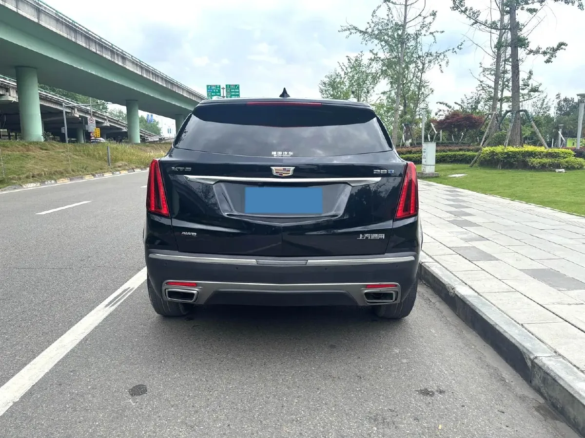 2021 Cadillac XT5 2.0T 237HP L4 9AT,autocango,china used car exporter,china ev exporter,chinese used car exporter,chinese used ev exporter