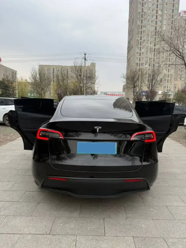 2022 Tesla Model Y BEV 60KWH,autocango,china used car exporter,china ev exporter,chinese used car exporter,chinese used ev exporter