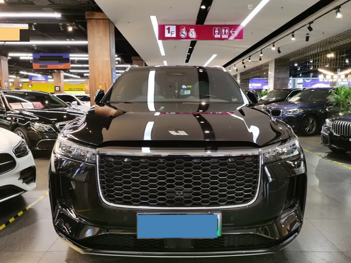 2021 Li ONE Range Extended 131HP REEV 40.5KWH,autocango,china used car exporter,china ev exporter,chinese used car exporter,chinese used ev exporter