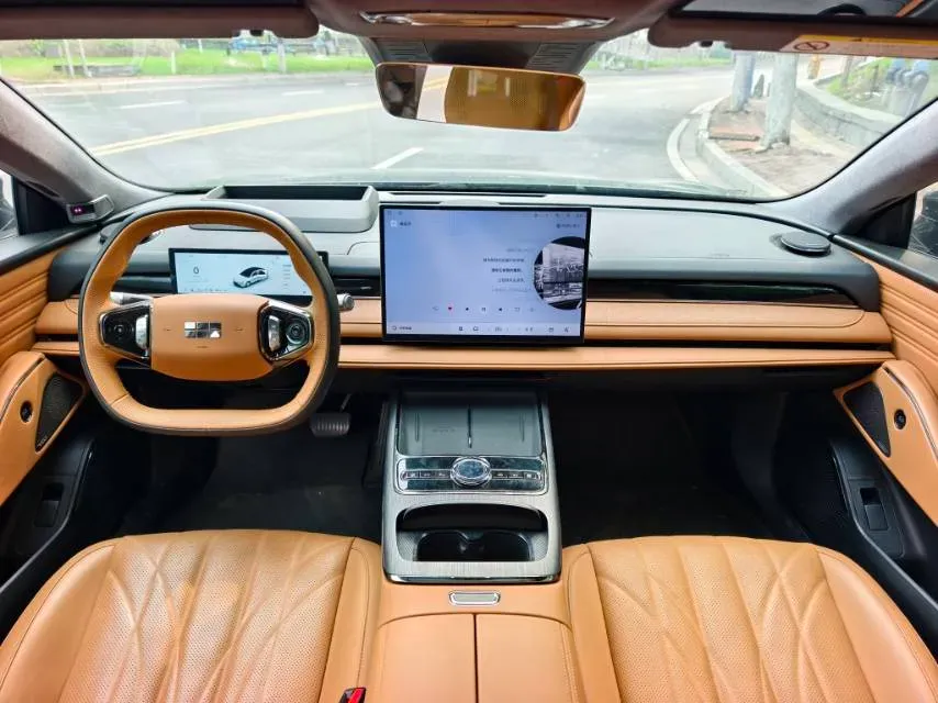 2025 Geely Galaxy Starshine 8 1.5T 163HP L4 3DHT PHEV 27.69KWH,autocango,china used car exporter,china ev exporter,chinese used car exporter,chinese used ev exporter