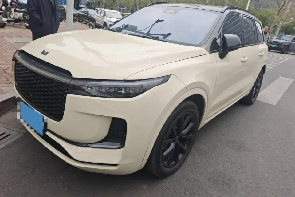 2021 Li ONE Range Extended 131HP REEV 40.5KWH,autocango,china used car exporter,china ev exporter,chinese used car exporter,chinese used ev exporter