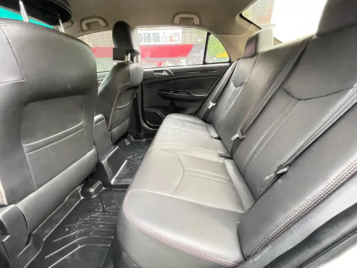 2018 HuangHai JiaoLong 2.4L 143HP L4 5AT,autocango,china used car exporter,china ev exporter,chinese used car exporter,chinese used ev exporter