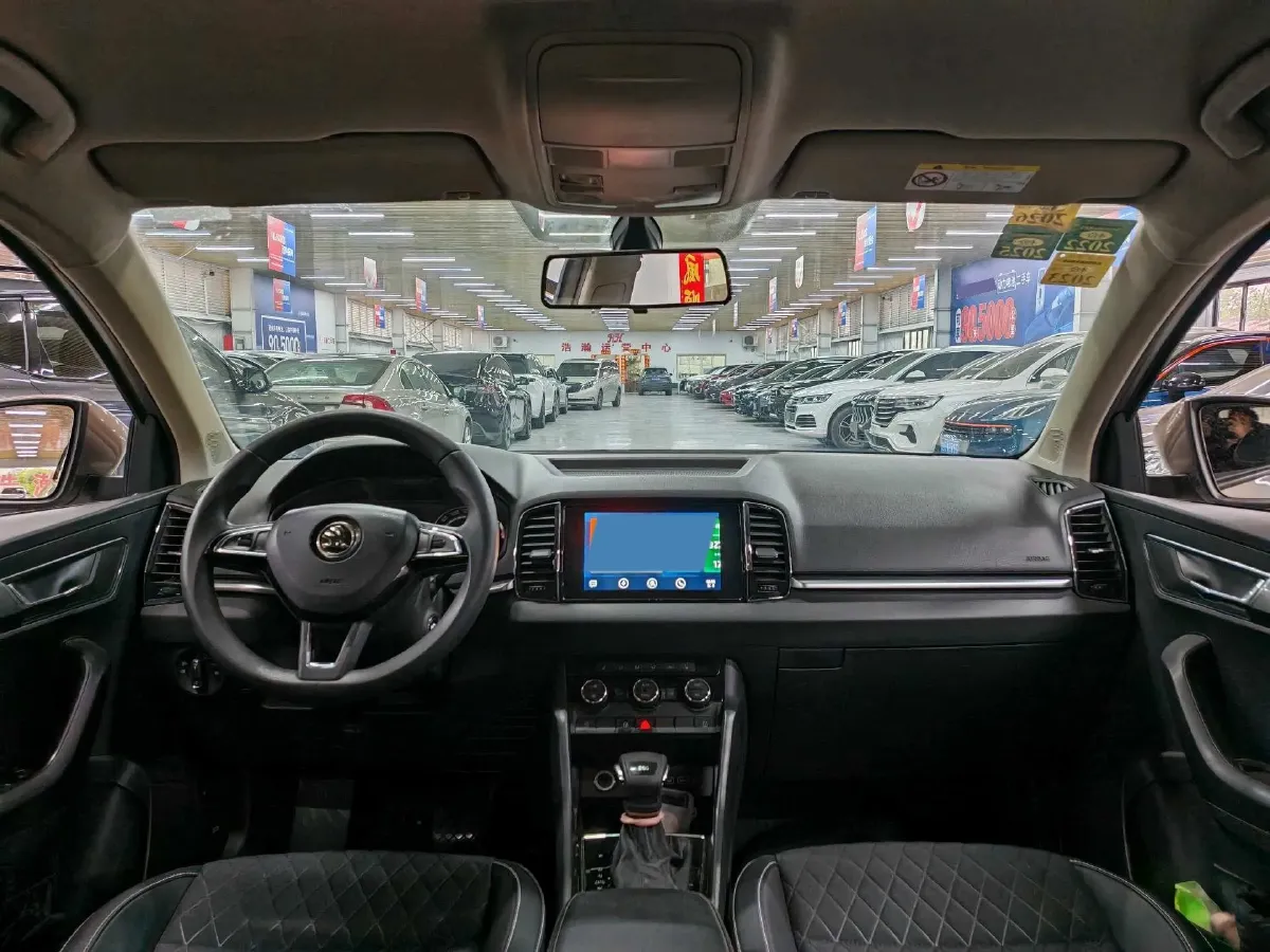 2021 Skoda Karoq 1.4T 150HP L4 7DCT,autocango,china used car exporter,china ev exporter,chinese used car exporter,chinese used ev exporter