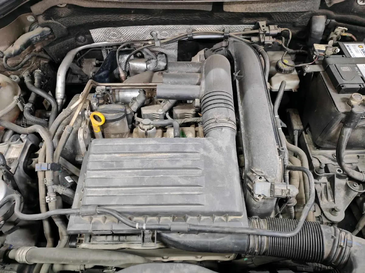 2021 Skoda Karoq 1.4T 150HP L4 7DCT,autocango,china used car exporter,china ev exporter,chinese used car exporter,chinese used ev exporter