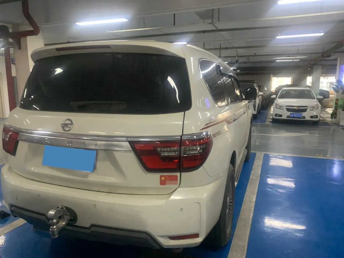 2018 Nissan Patrol 4.0L 279HP V6 7AT,autocango,china used car exporter,china ev exporter,chinese used car exporter,chinese used ev exporter
