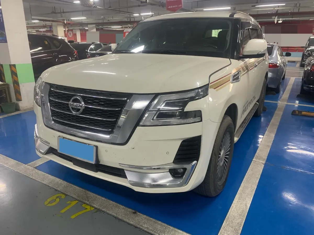 2018 Nissan Patrol 4.0L 279HP V6 7AT,autocango,china used car exporter,china ev exporter,chinese used car exporter,chinese used ev exporter
