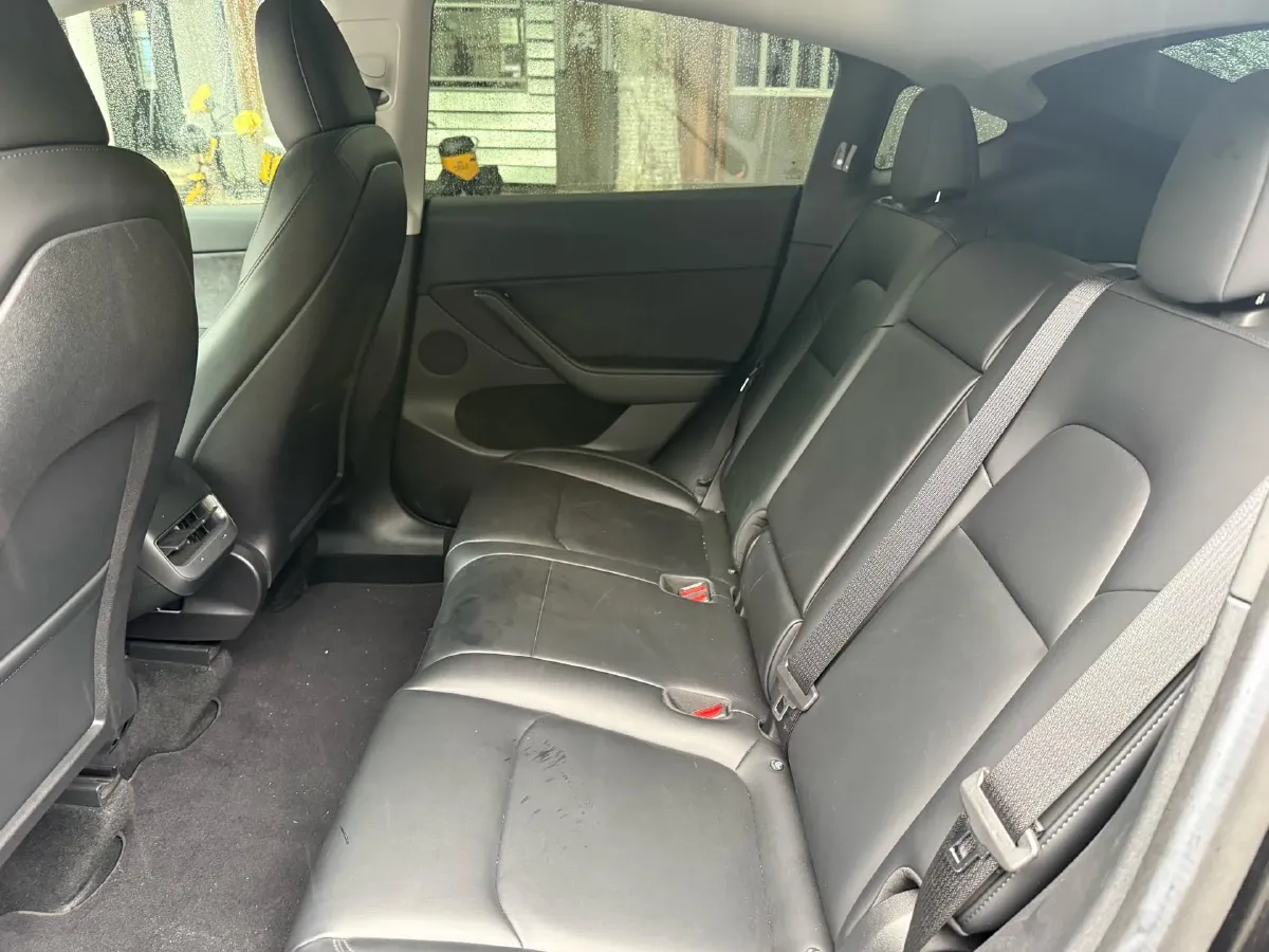 2022 Tesla Model Y BEV 60KWH,autocango,china used car exporter,china ev exporter,chinese used car exporter,chinese used ev exporter