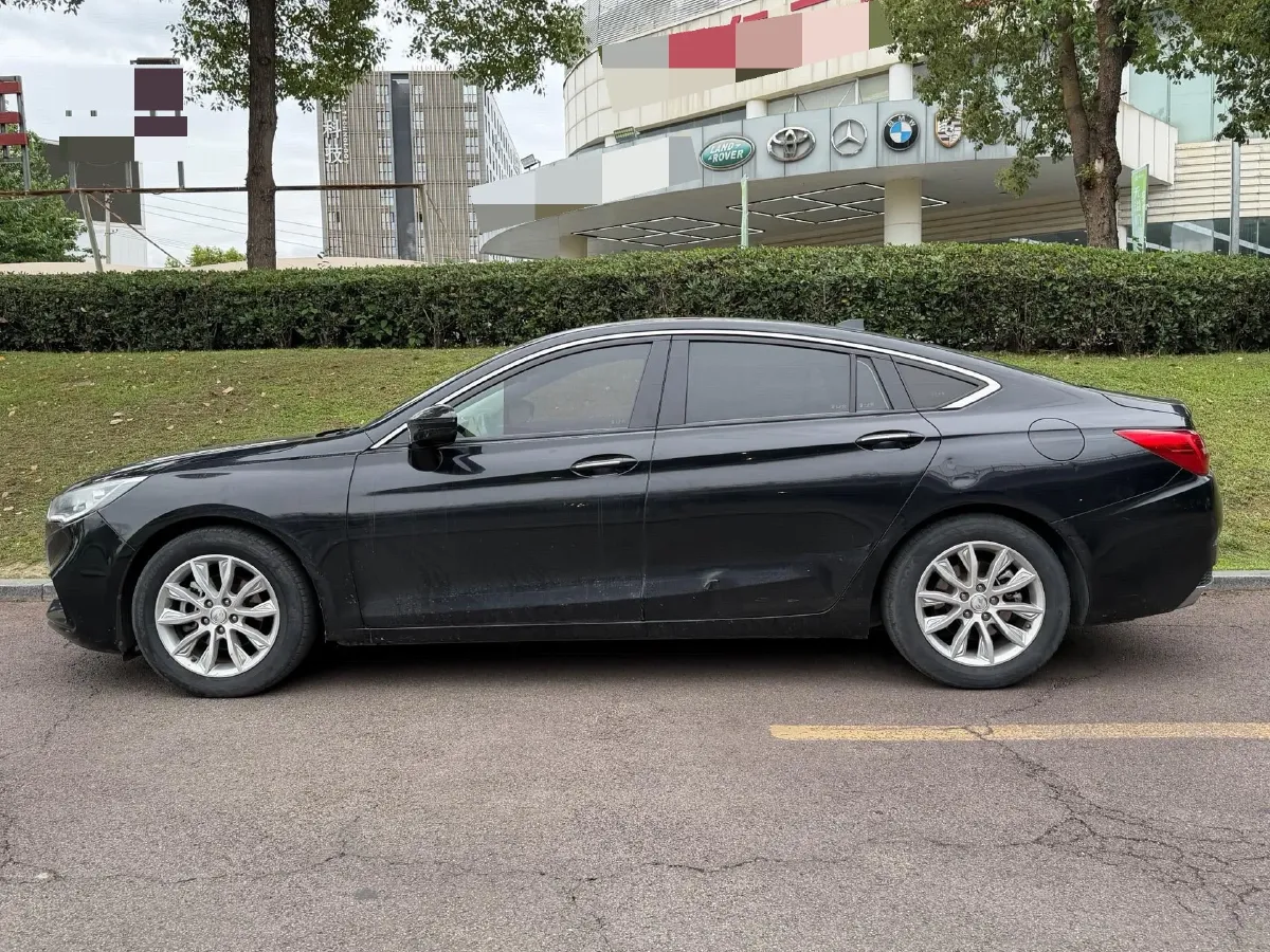 2019 HongQi H5 1.8T 180HP L4 6AT,autocango,china used car exporter,china ev exporter,chinese used car exporter,chinese used ev exporter