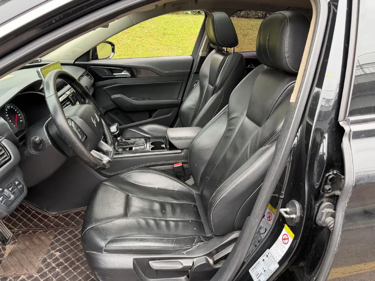 2019 HongQi H5 1.8T 180HP L4 6AT,autocango,china used car exporter,china ev exporter,chinese used car exporter,chinese used ev exporter