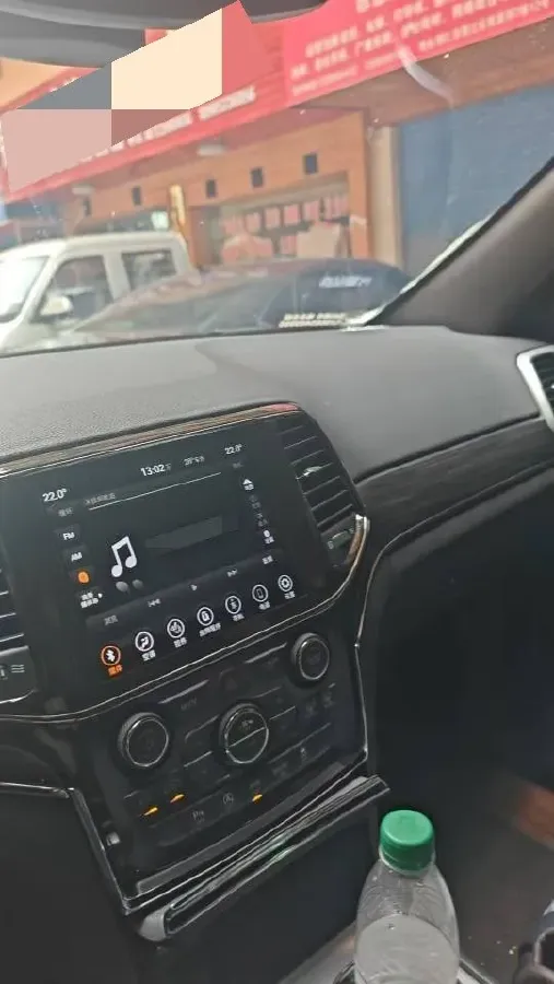 2020 Jeep Grand Cherokee 3.0L 234HP V6 8AT,autocango,china used car exporter,china ev exporter,chinese used car exporter,chinese used ev exporter