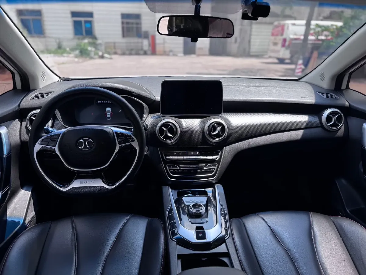 2019 BeiJing Auto EU5 BEV 50.8KWH,autocango,china used car exporter,china ev exporter,chinese used car exporter,chinese used ev exporter