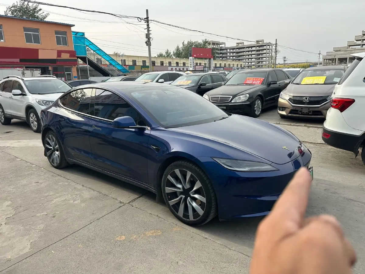 2023 Buick EnvisionPlus 2.0T 237HP L4 9AT,autocango,china used car exporter,china ev exporter,chinese used car exporter,chinese used ev exporter