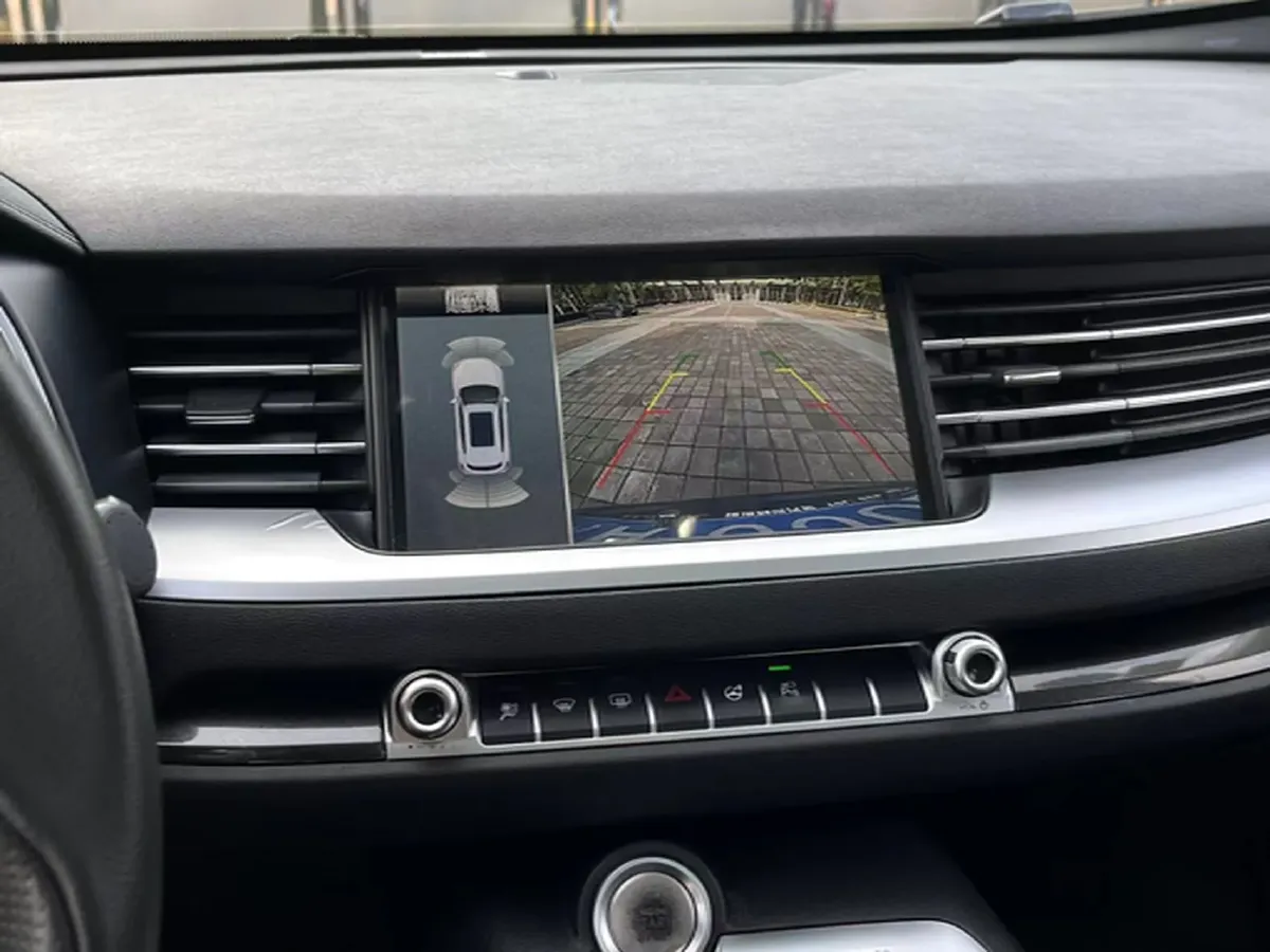 2017 Haval H6 1.5T 169HP L4 7DCT,autocango,china used car exporter,china ev exporter,chinese used car exporter,chinese used ev exporter