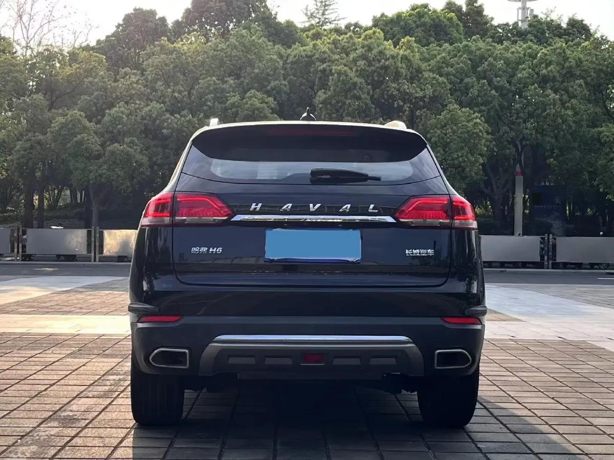 2017 Haval H6 1.5T 169HP L4 7DCT,autocango,china used car exporter,china ev exporter,chinese used car exporter,chinese used ev exporter