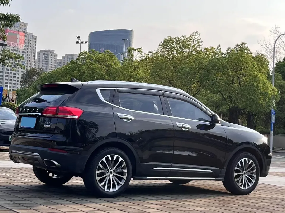 2017 Haval H6 1.5T 169HP L4 7DCT,autocango,china used car exporter,china ev exporter,chinese used car exporter,chinese used ev exporter