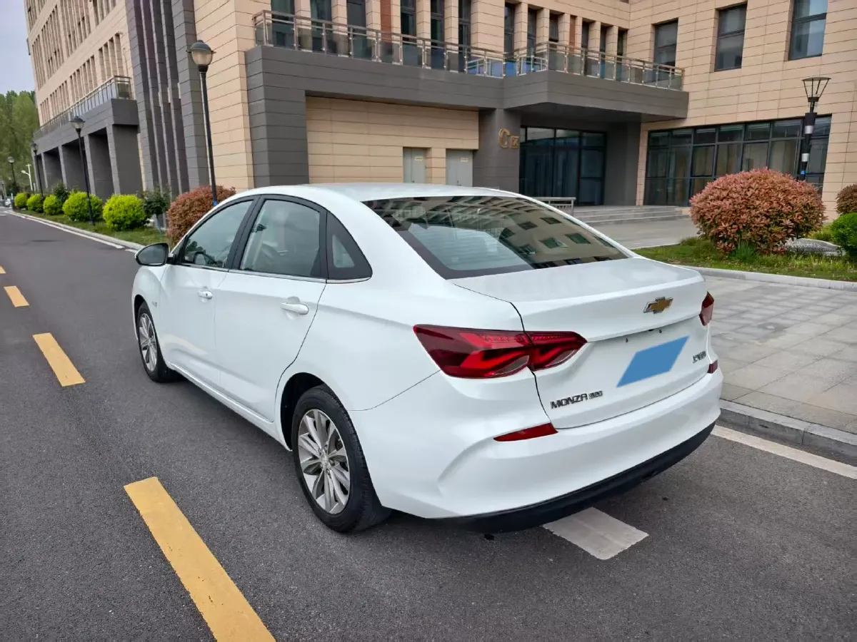 2022 Chevrolet Monza 1.5L 113HP L4 6AT,autocango,china used car exporter,china ev exporter,chinese used car exporter,chinese used ev exporter