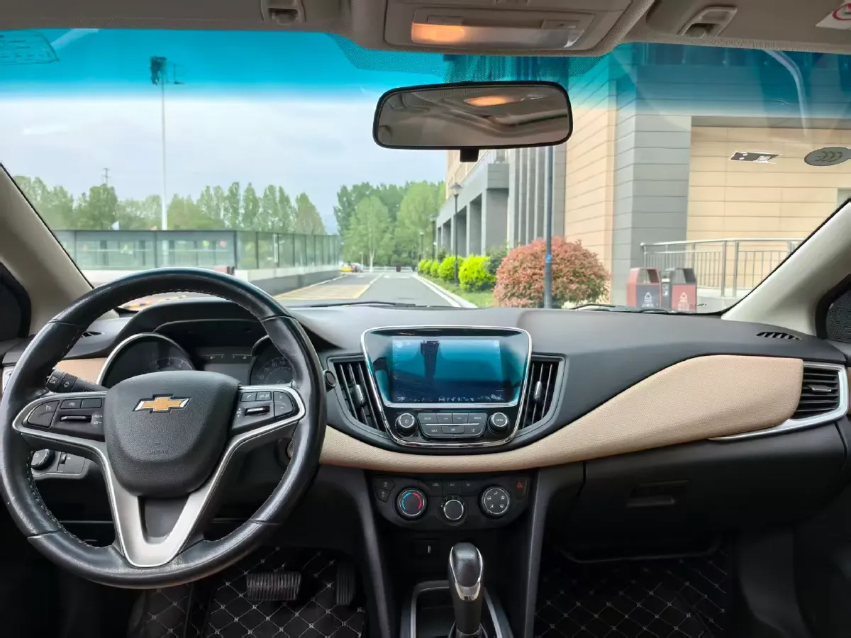 2022 Chevrolet Monza 1.5L 113HP L4 6AT,autocango,china used car exporter,china ev exporter,chinese used car exporter,chinese used ev exporter