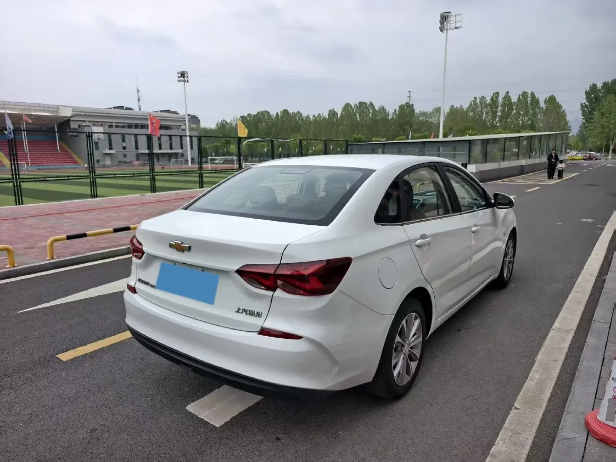 2022 Chevrolet Monza 1.5L 113HP L4 6AT,autocango,china used car exporter,china ev exporter,chinese used car exporter,chinese used ev exporter