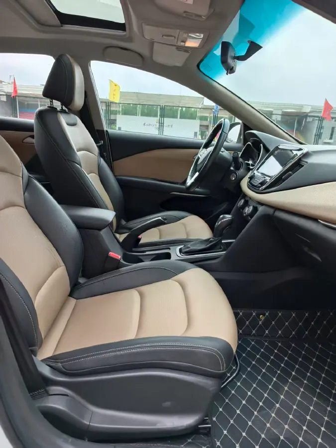 2022 Chevrolet Monza 1.5L 113HP L4 6AT,autocango,china used car exporter,china ev exporter,chinese used car exporter,chinese used ev exporter