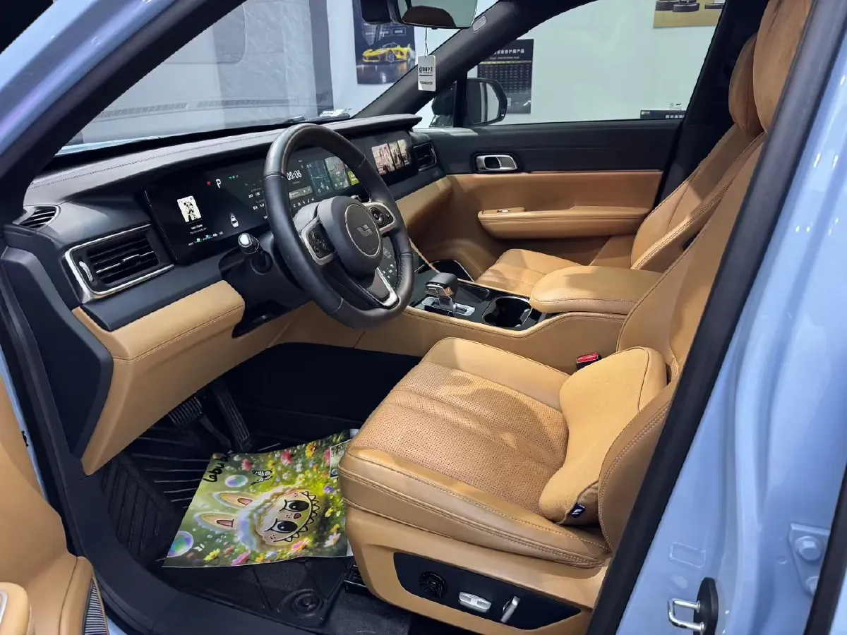 2020 Li ONE Range Extended 131HP REEV 40.5KWH,autocango,china used car exporter,china ev exporter,chinese used car exporter,chinese used ev exporter