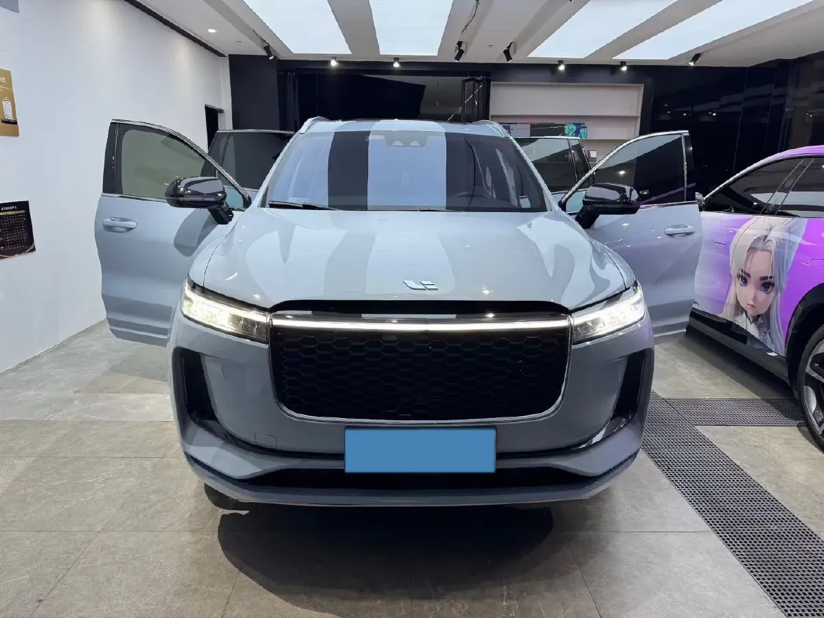 2020 Li ONE Range Extended 131HP REEV 40.5KWH,autocango,china used car exporter,china ev exporter,chinese used car exporter,chinese used ev exporter