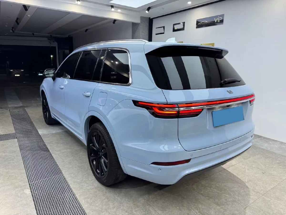 2020 Li ONE Range Extended 131HP REEV 40.5KWH,autocango,china used car exporter,china ev exporter,chinese used car exporter,chinese used ev exporter