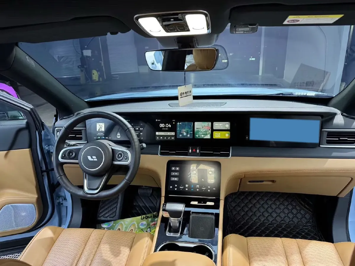 2020 Li ONE Range Extended 131HP REEV 40.5KWH,autocango,china used car exporter,china ev exporter,chinese used car exporter,chinese used ev exporter