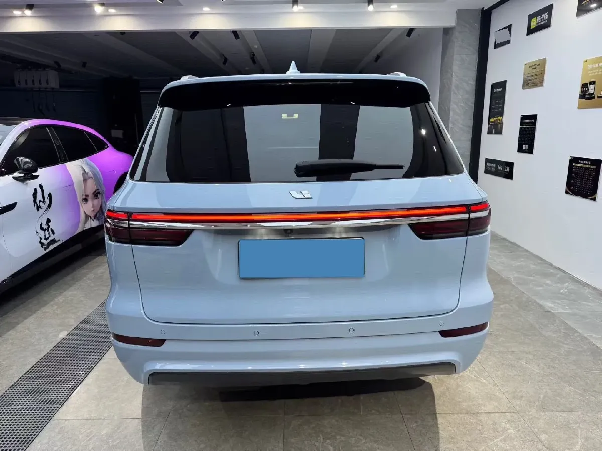 2020 Li ONE Range Extended 131HP REEV 40.5KWH,autocango,china used car exporter,china ev exporter,chinese used car exporter,chinese used ev exporter