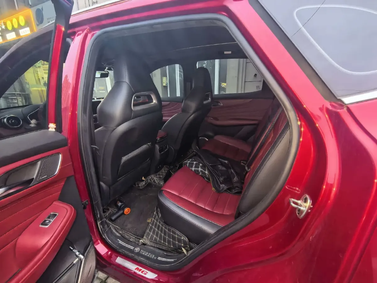 2018 MG HS 2.0T 231HP L4 6DCT,autocango,china used car exporter,china ev exporter,chinese used car exporter,chinese used ev exporter