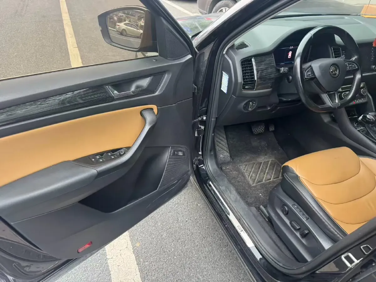 2019 Skoda Kodiak GT 2.0T 186HP L4 7DCT,autocango,china used car exporter,china ev exporter,chinese used car exporter,chinese used ev exporter